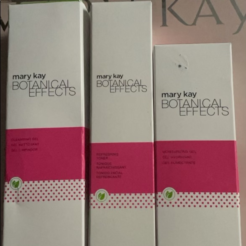 Mary Kay ! botanical effects